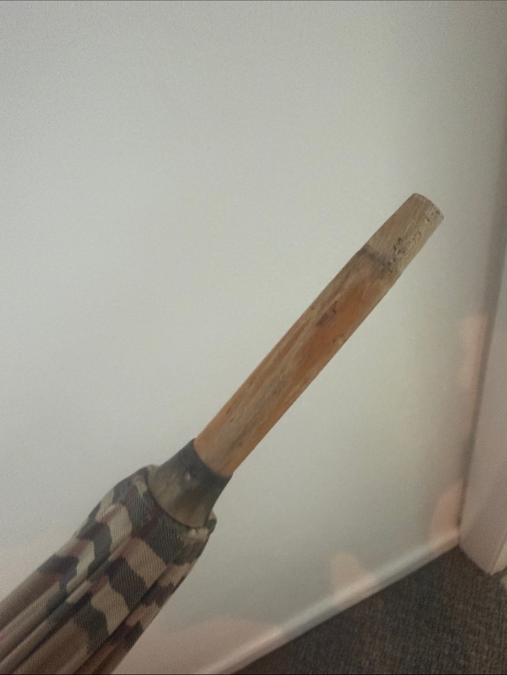 Vintage Burberry Umbrella in classic print amazing  piece! - Picture 8 of 12